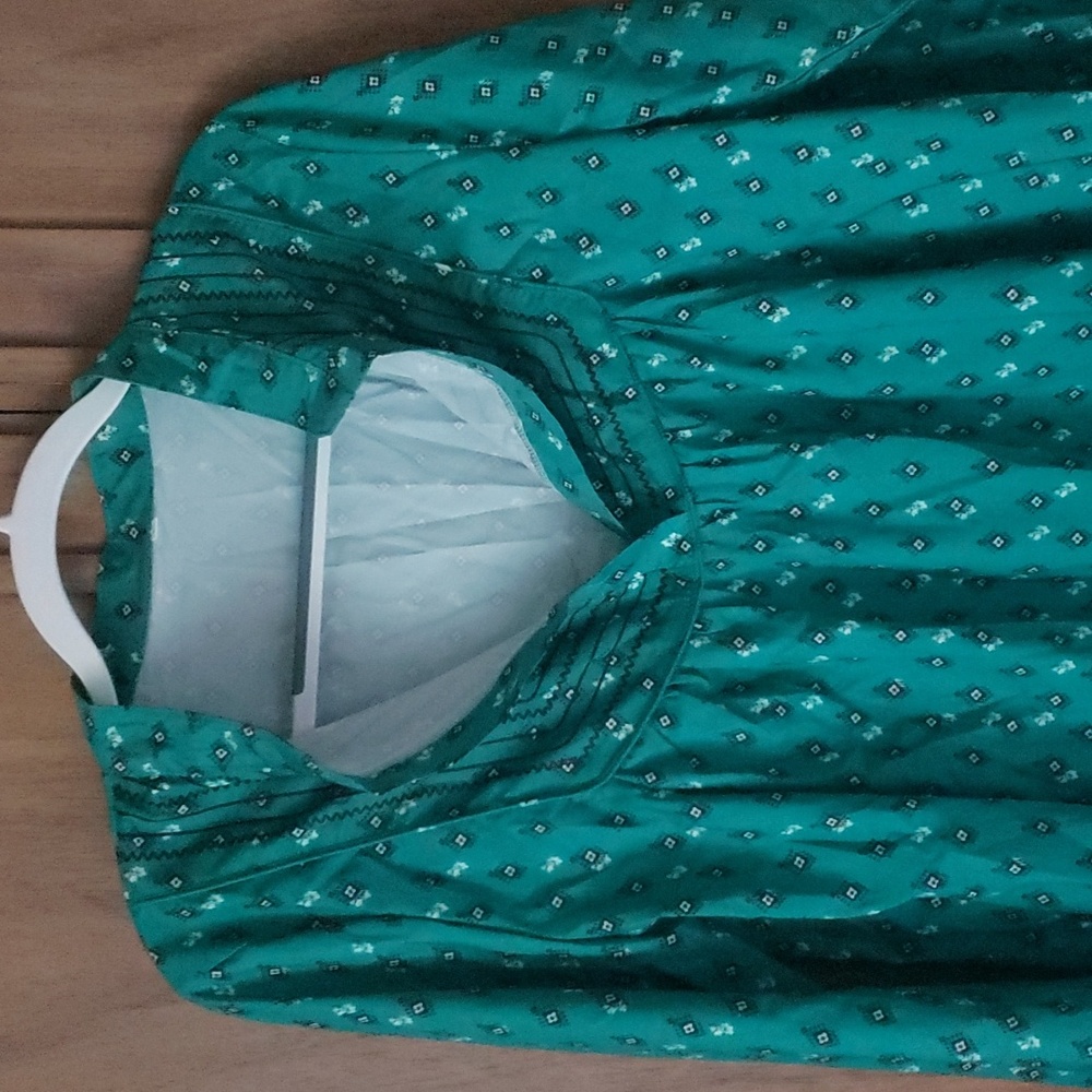 Cute tunic - Picture 2 of 2